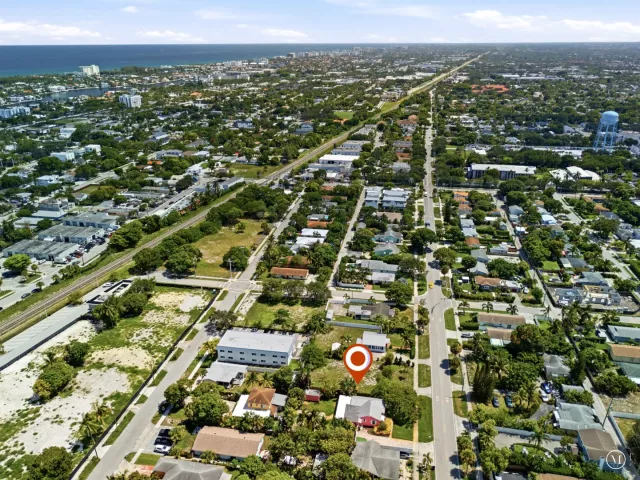 Продажа дома по адресу 227 S SWINTON Avenue - фото 9335892