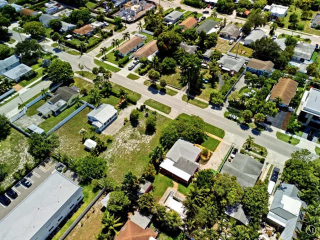 Продажа дома по адресу 227 S SWINTON Avenue - фото 9335893