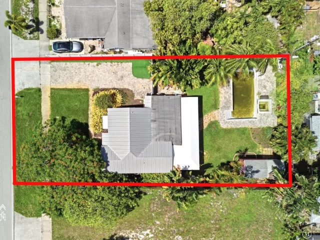 Продажа дома по адресу 227 S SWINTON Avenue - фото 9335896