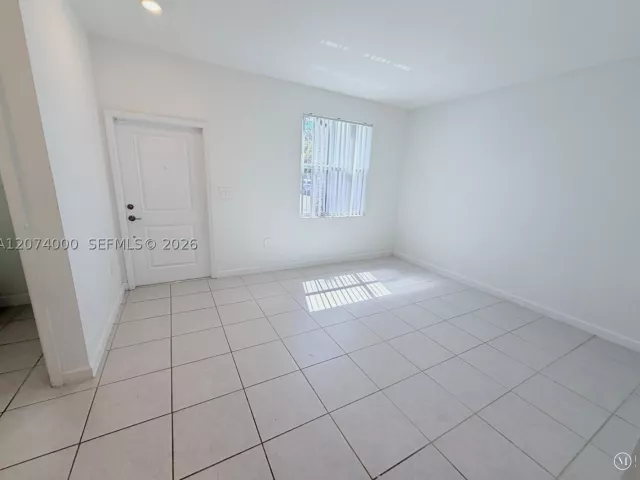 Продажа дома по адресу 12432 NW 23rd Ct - фото 9336473