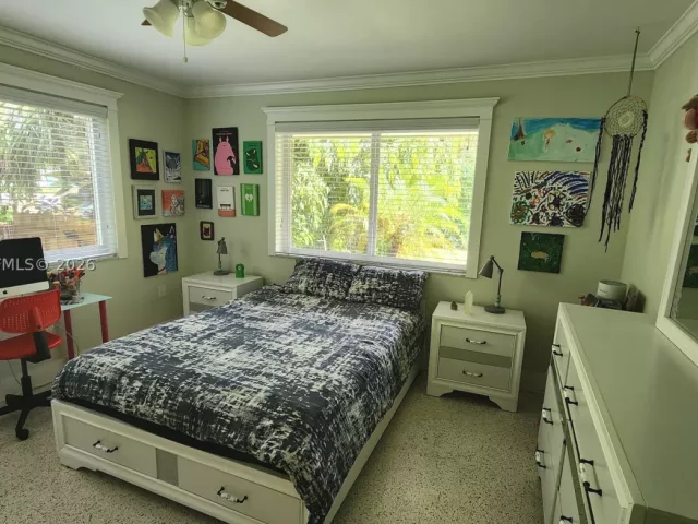 Продажа дома по адресу 391 NE 131st St - фото 9360185