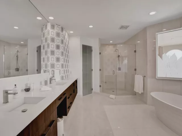 Продажа дома по адресу 2584 SE 12th Street - фото 9357421