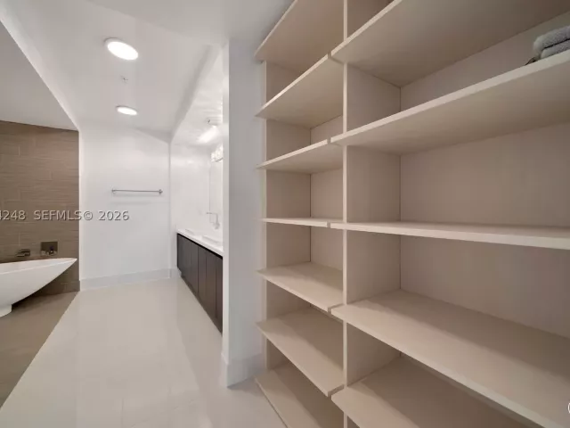 Квартира в аренду номер2403 - фото 9337646