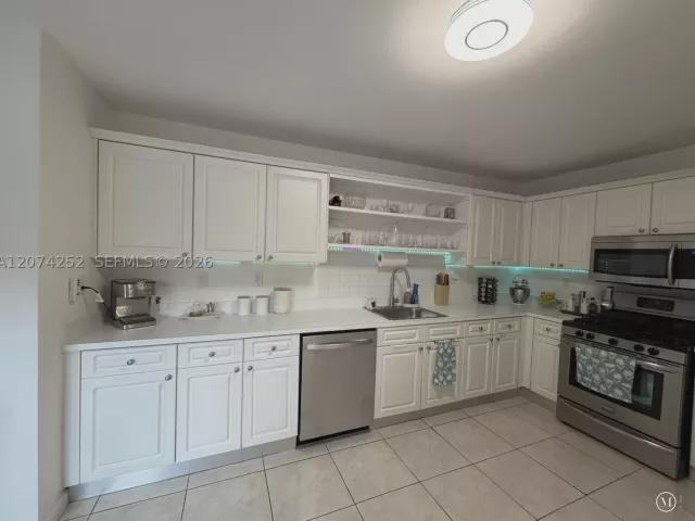 Продажа дома по адресу 15316 SW 111th St - фото 9356647