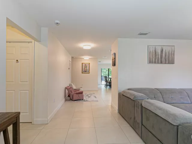 Продажа дома по адресу 5803 Lime Road - фото 9355611