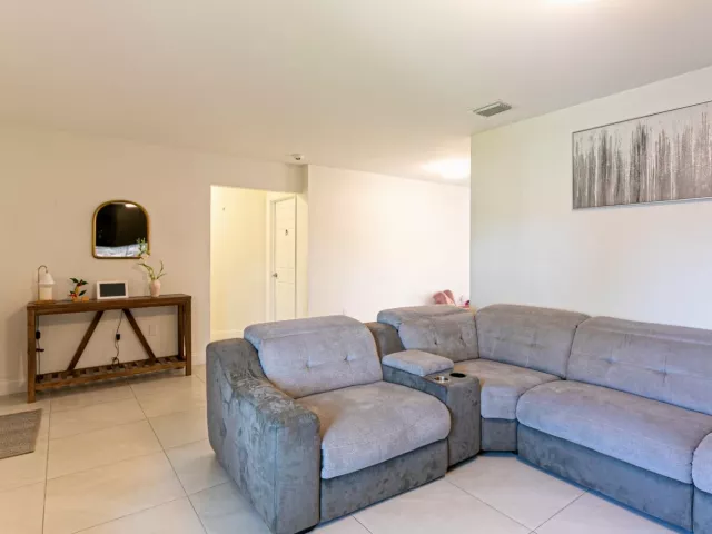 Продажа дома по адресу 5803 Lime Road - фото 9355615