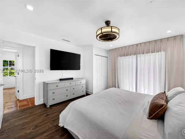 Продажа дома по адресу 10315 SW 129th Ct - фото 9338531