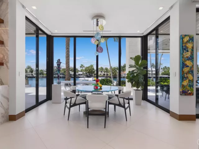 Продажа дома по адресу 200 Fiesta Way - фото 9376665
