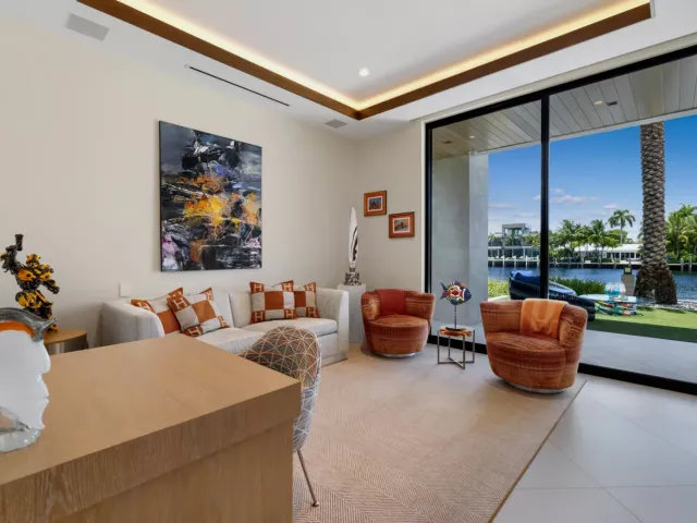 Продажа дома по адресу 200 Fiesta Way - фото 9376671