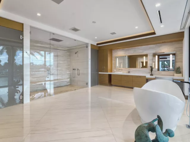 Продажа дома по адресу 200 Fiesta Way - фото 9376678