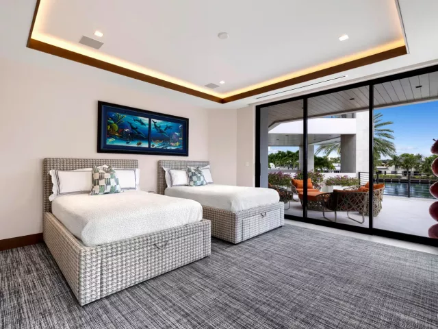 Продажа дома по адресу 200 Fiesta Way - фото 9376684