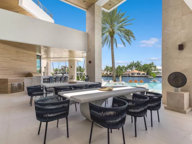 Продажа дома по адресу 200 Fiesta Way - фото 9376697