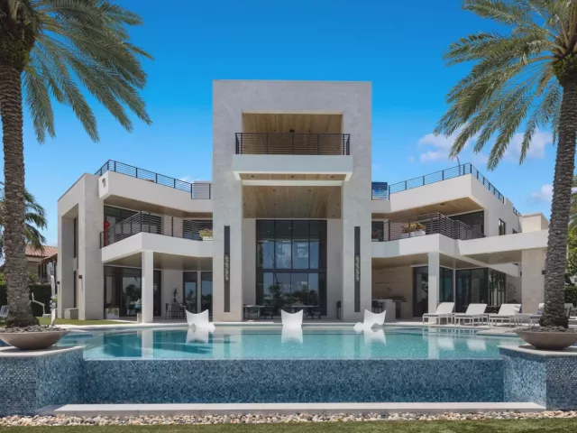 Продажа дома по адресу 200 Fiesta Way - фото 9376702