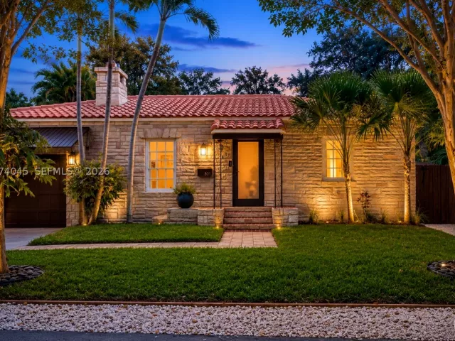 Продажа дома по адресу 801 NE 70th St - фото 9373517
