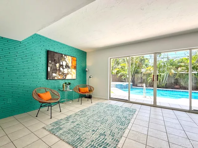 Продажа дома по адресу 1532 NE 27TH Drive - фото 9369444