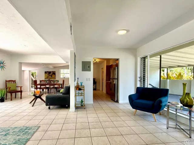 Продажа дома по адресу 1532 NE 27TH Drive - фото 9369457