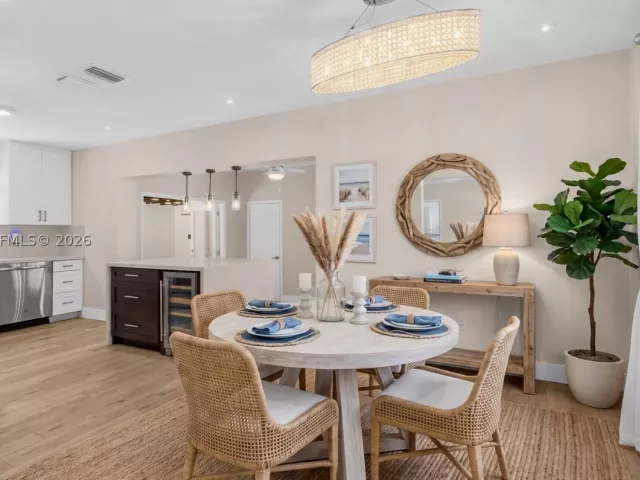 Продажа дома по адресу 3210 SW 19th Ter - фото 9372977