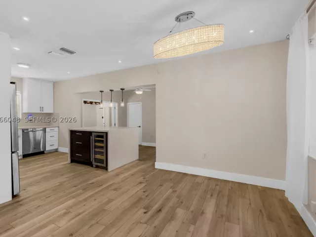 Продажа дома по адресу 3210 SW 19th Ter - фото 9372978