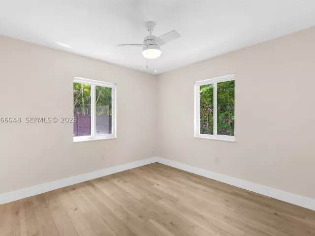 Продажа дома по адресу 3210 SW 19th Ter - фото 9372983