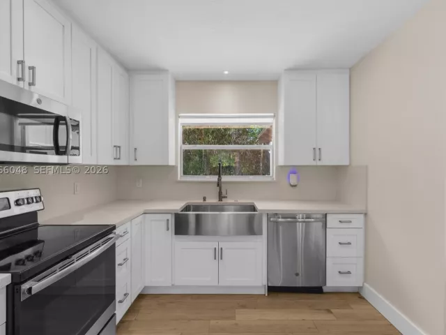 Продажа дома по адресу 3210 SW 19th Ter - фото 9372986