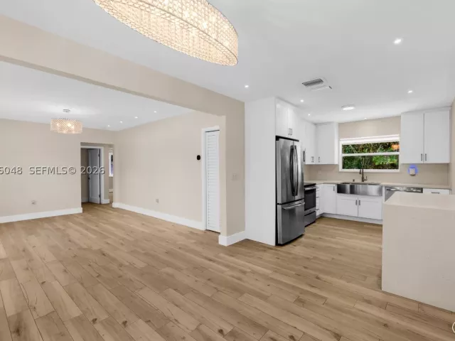 Продажа дома по адресу 3210 SW 19th Ter - фото 9372993