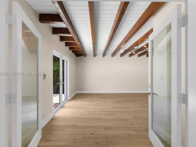 Продажа дома по адресу 3210 SW 19th Ter - фото 9372994