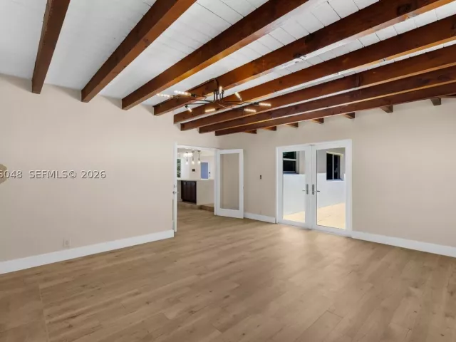 Продажа дома по адресу 3210 SW 19th Ter - фото 9372997