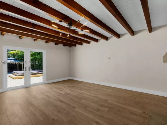 Продажа дома по адресу 3210 SW 19th Ter - фото 9372998