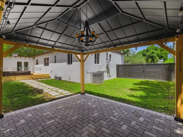 Продажа дома по адресу 3210 SW 19th Ter - фото 9373010
