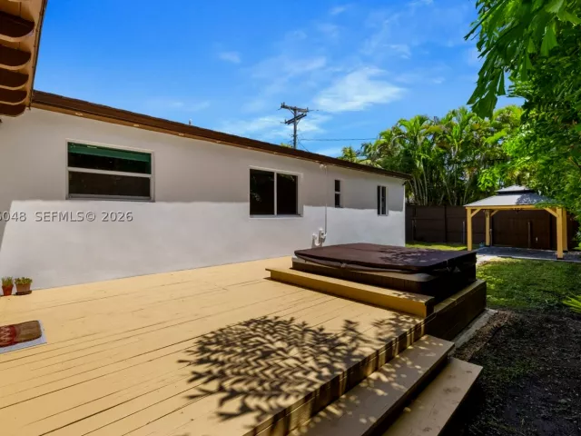Продажа дома по адресу 3210 SW 19th Ter - фото 9373013
