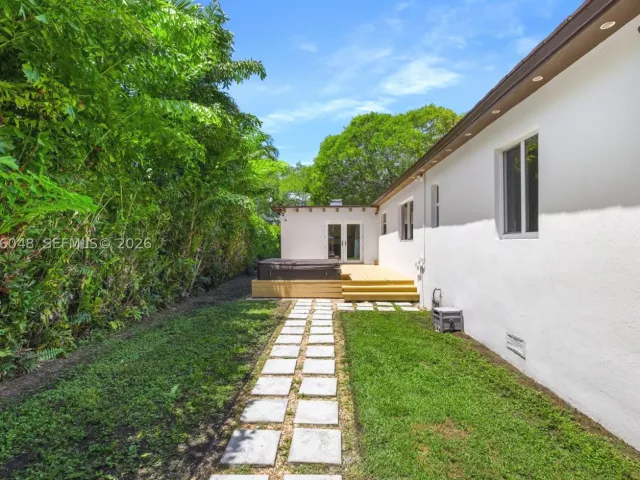 Продажа дома по адресу 3210 SW 19th Ter - фото 9373016