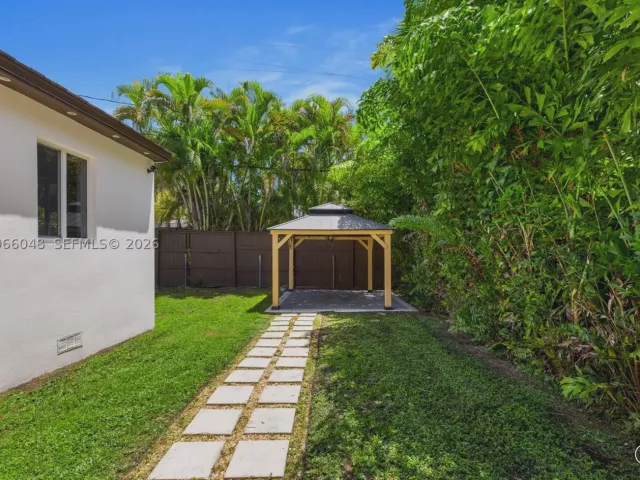 Продажа дома по адресу 3210 SW 19th Ter - фото 9373017