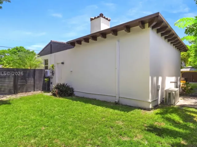 Продажа дома по адресу 3210 SW 19th Ter - фото 9373019