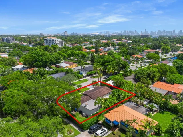 Продажа дома по адресу 3210 SW 19th Ter - фото 9373024
