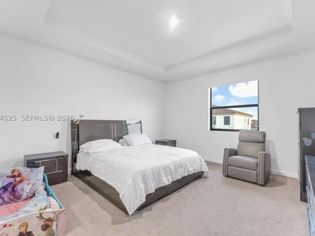 Продажа дома по адресу 11944 SW 240th St - фото 9345545