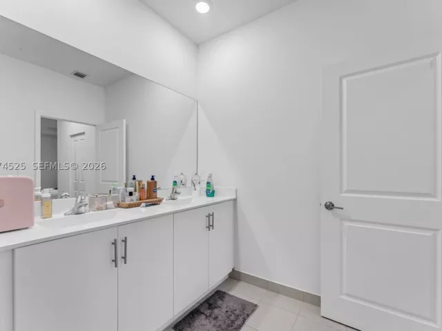Продажа дома по адресу 11944 SW 240th St - фото 9345551