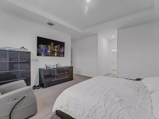 Продажа дома по адресу 11944 SW 240th St - фото 9345553