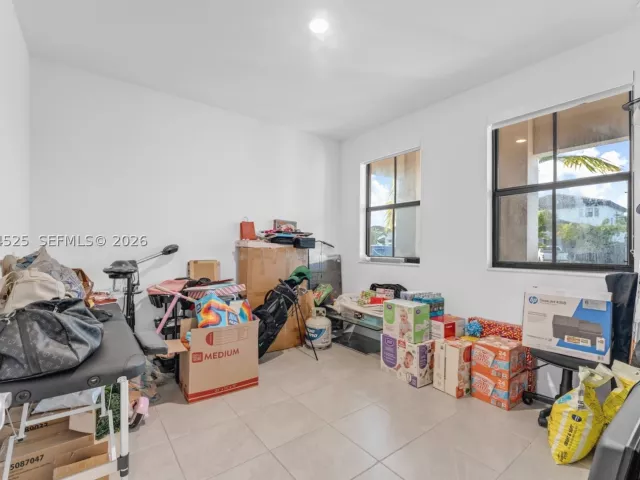 Продажа дома по адресу 11944 SW 240th St - фото 9345559