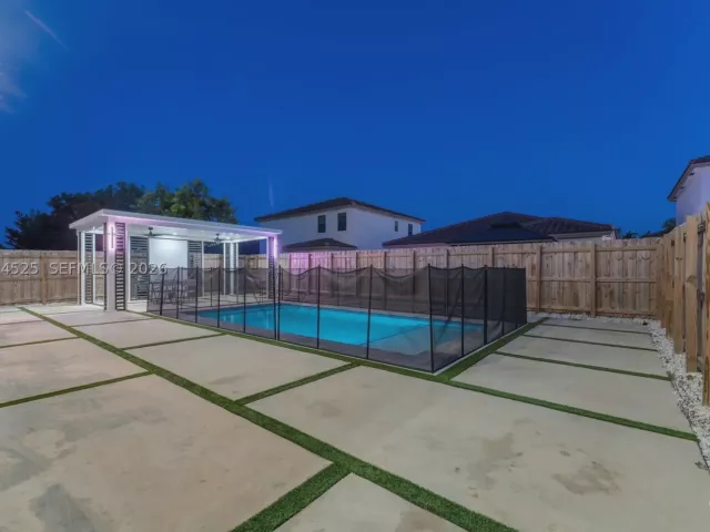 Продажа дома по адресу 11944 SW 240th St - фото 9345573