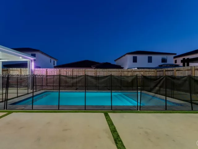 Продажа дома по адресу 11944 SW 240th St - фото 9345575
