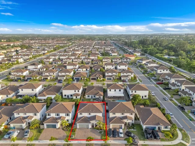 Продажа дома по адресу 11944 SW 240th St - фото 9345576