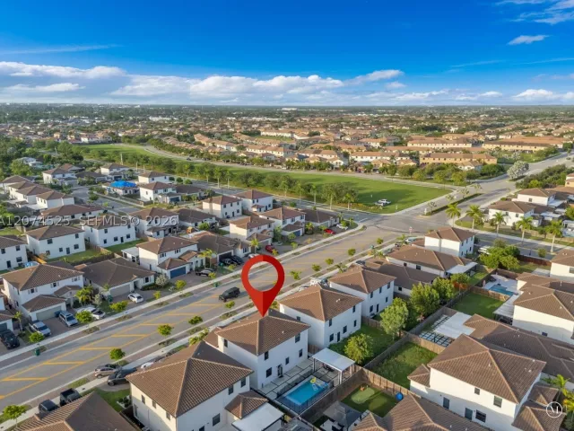 Продажа дома по адресу 11944 SW 240th St - фото 9345579