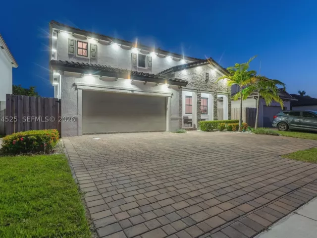 Продажа дома по адресу 11944 SW 240th St - фото 9345529