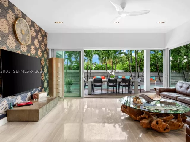 Продажа дома по адресу 265 Fairway Dr - фото 9364003