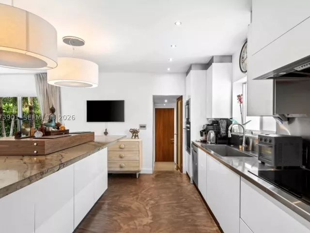 Продажа дома по адресу 265 Fairway Dr - фото 9364007