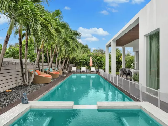 Продажа дома по адресу 265 Fairway Dr - фото 9363990