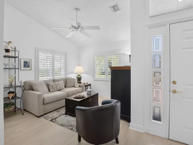 Продажа дома по адресу 13275 ROYALE SABAL Court - фото 9350975