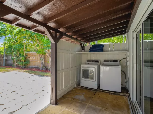 Продажа дома по адресу 1514 NE 176th St - фото 9350035