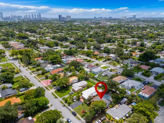 Продажа дома по адресу 1514 NE 176th St - фото 9350039
