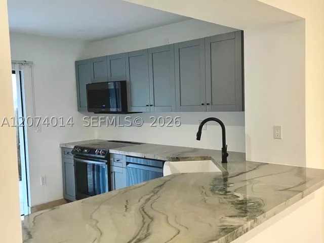 Продажа дома по адресу 7803 SW 102nd Ln - фото 9344339